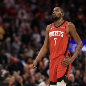 搜狐体育新闻-68人被交易破纪录！截止日后买断市场来袭 8条大鱼中数人适配火箭